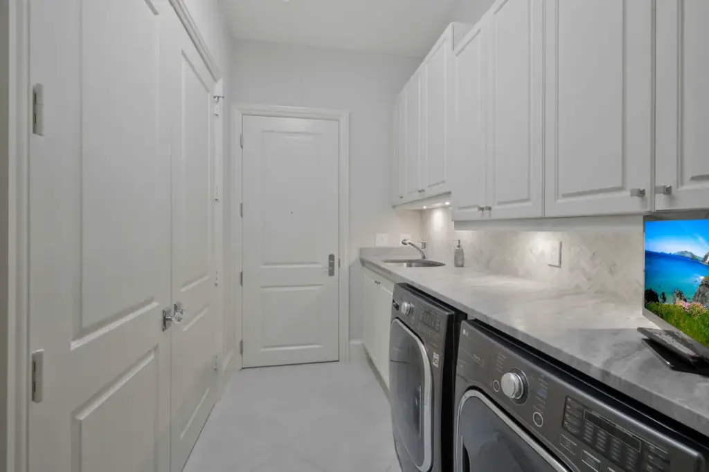 TAVIRA_Bonita_Bay_4851_Bonita_Bay_Blvd_Unit_2404_32-1024x683