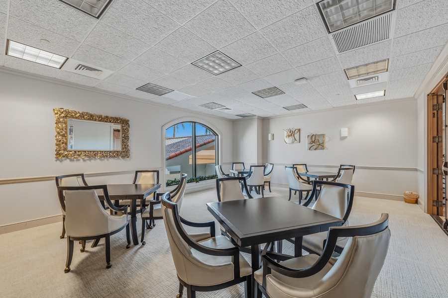 2104-club-room2